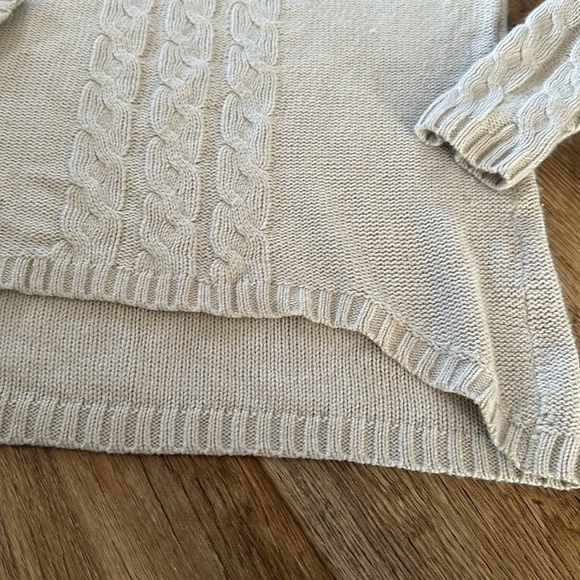 Women’s Venus Gray Sweater - Picture 3 of 3